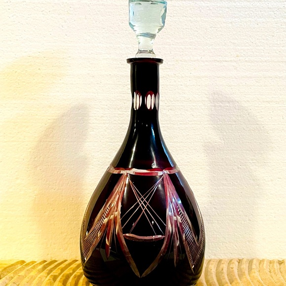 Vintage Ruby Red Cut Glass Wine Decanterπβ₯οΈ